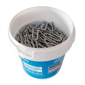 Bekaert 2 8 ga Double Barbed Staples (8 lb bucket)